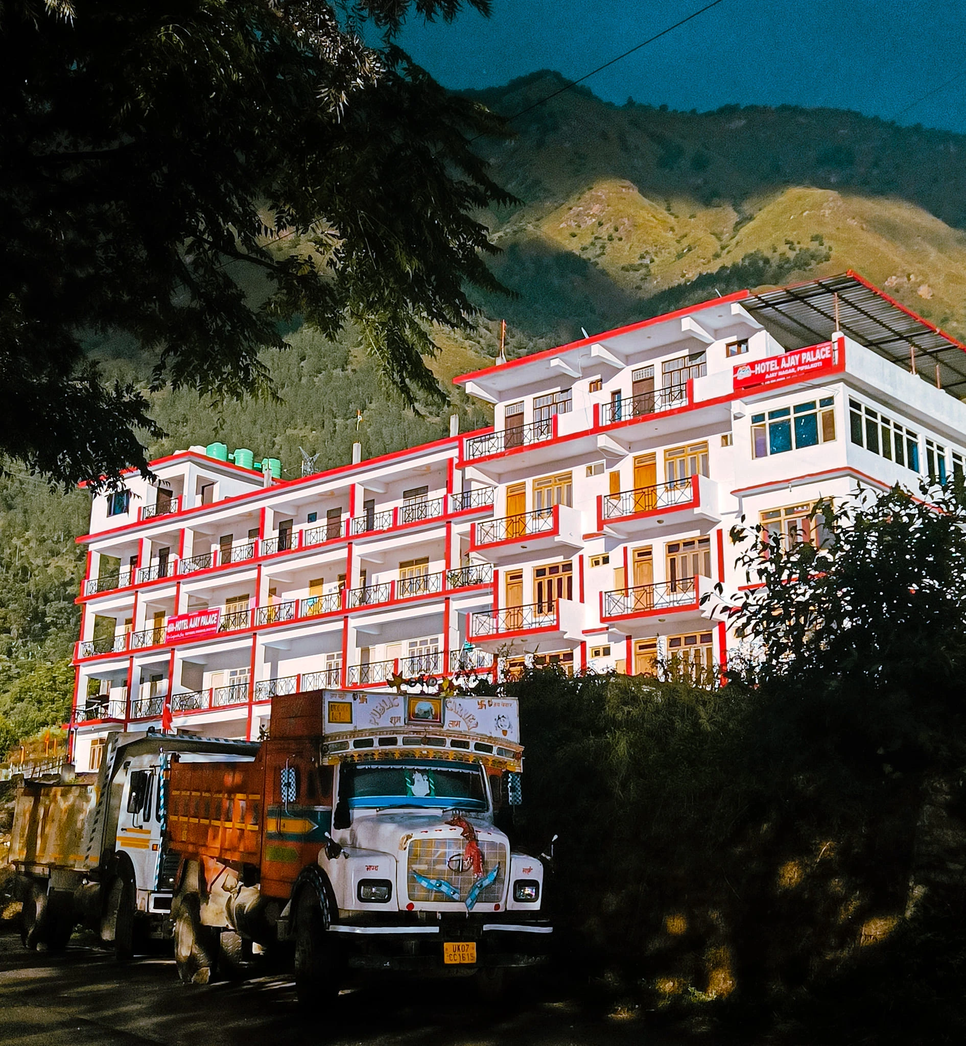 Hotel Ajay Palace Pipalkoti [Hotel-front-view]