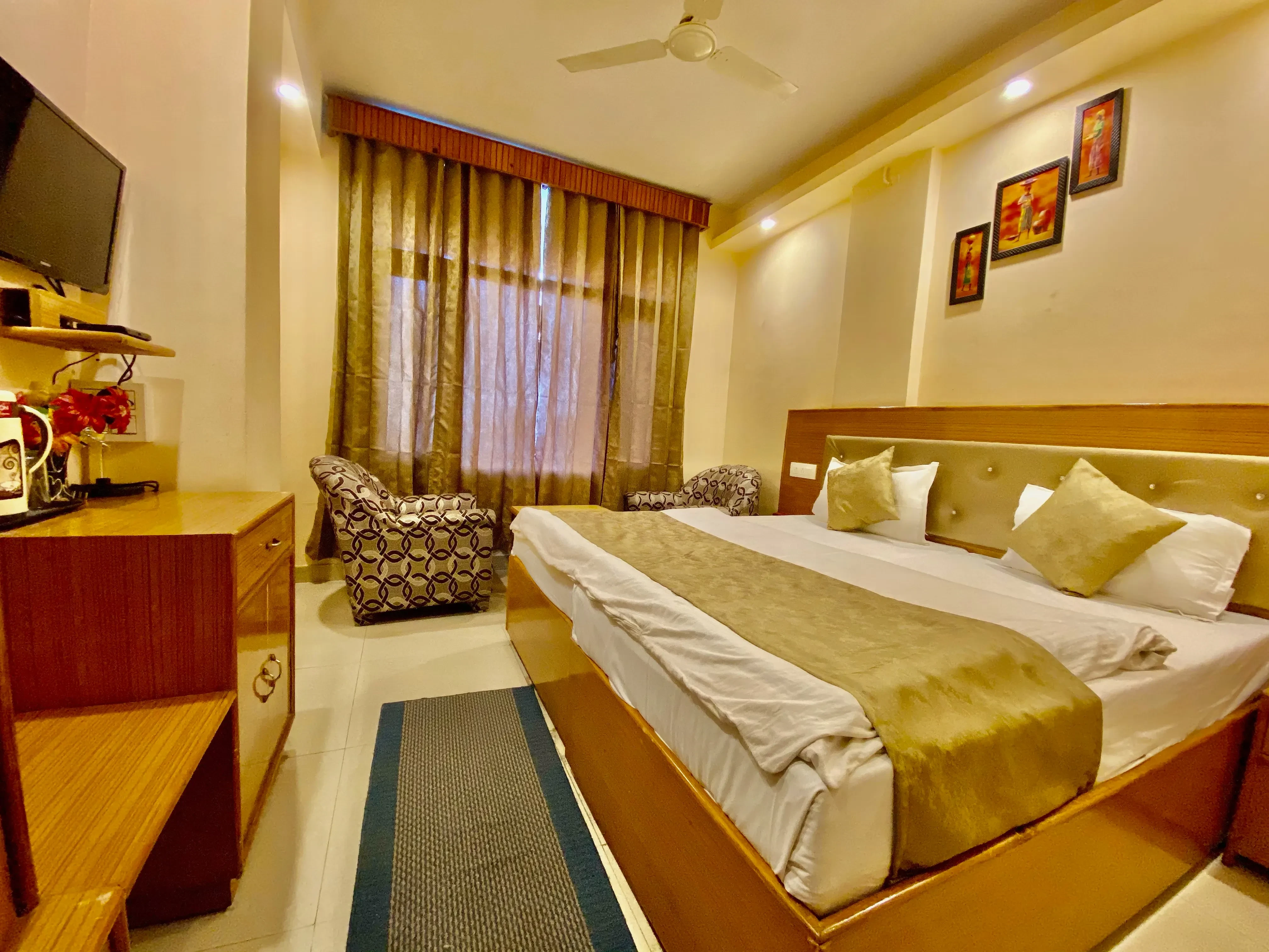 Hotel Mount View Annexy Joshimath [Full Room View]