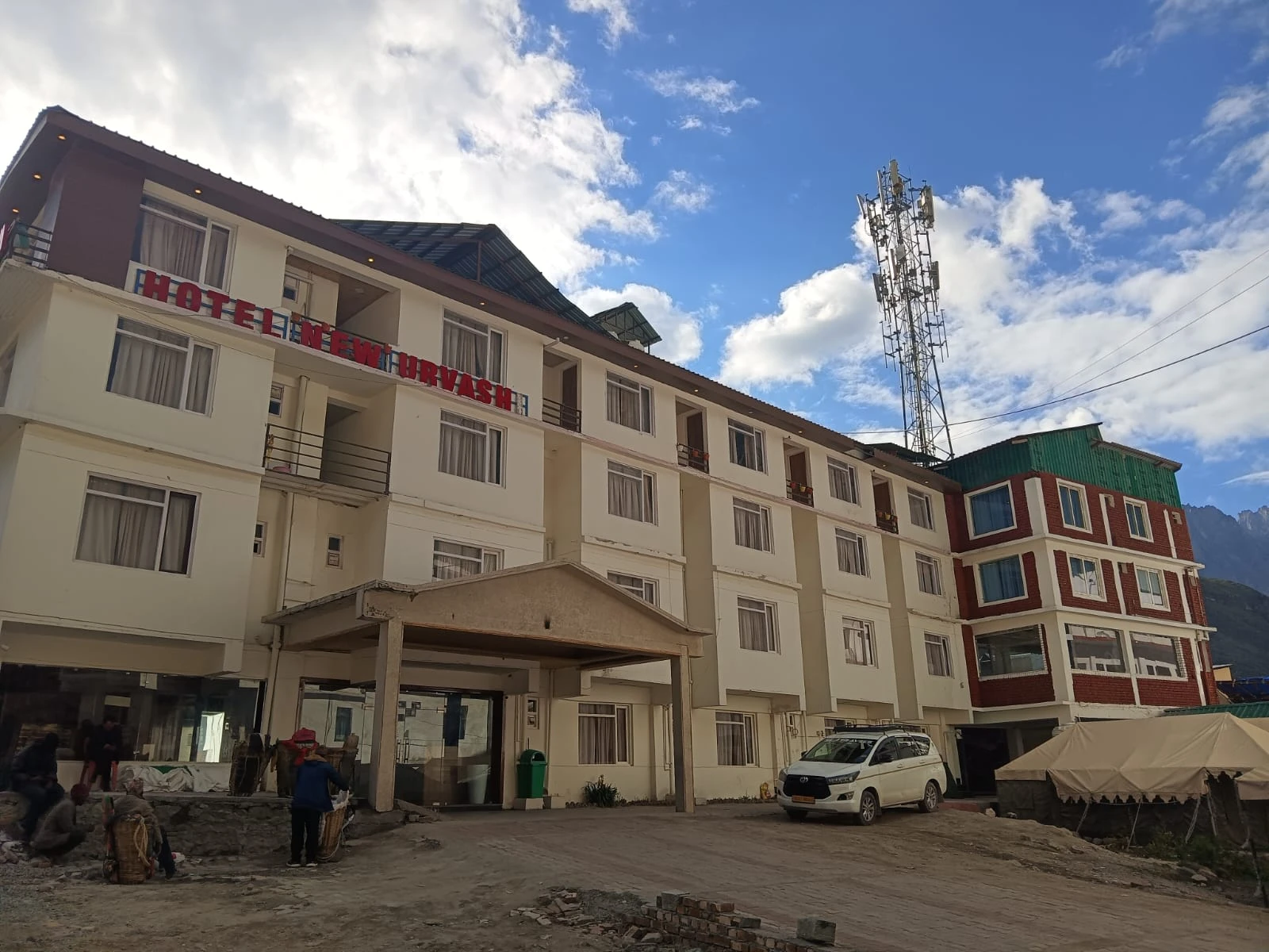 Hotel New Urvashi Badrinath [Hotel-front-view]