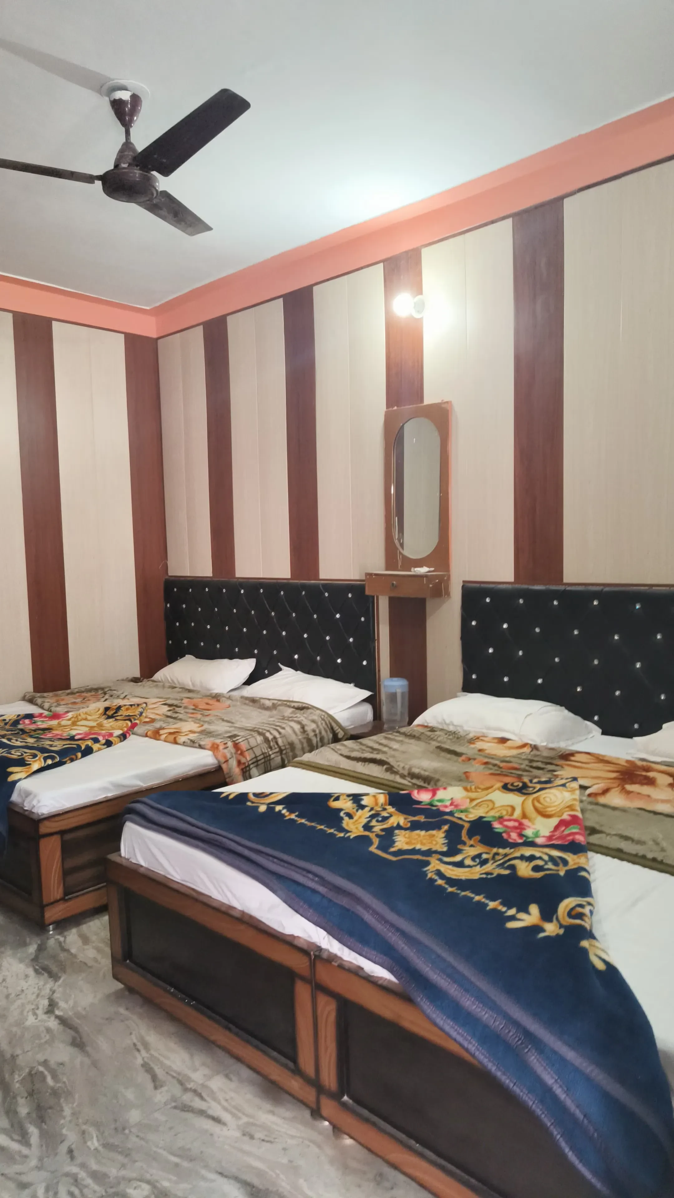 Hotel V.s Palace Pipalkoti Pipalkoti [Airconditioning]