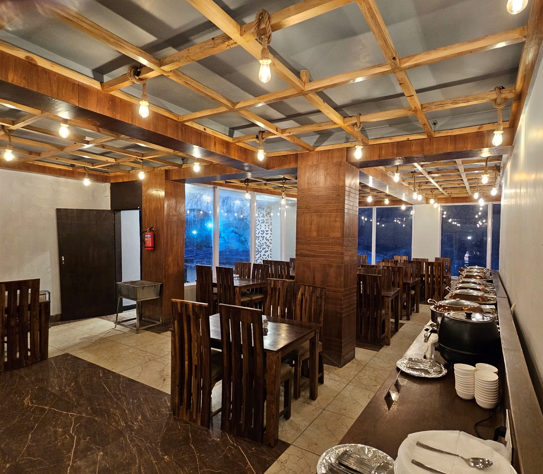 Hotel Yoga Badrinath Badrinath [Restaurantdiningarea]