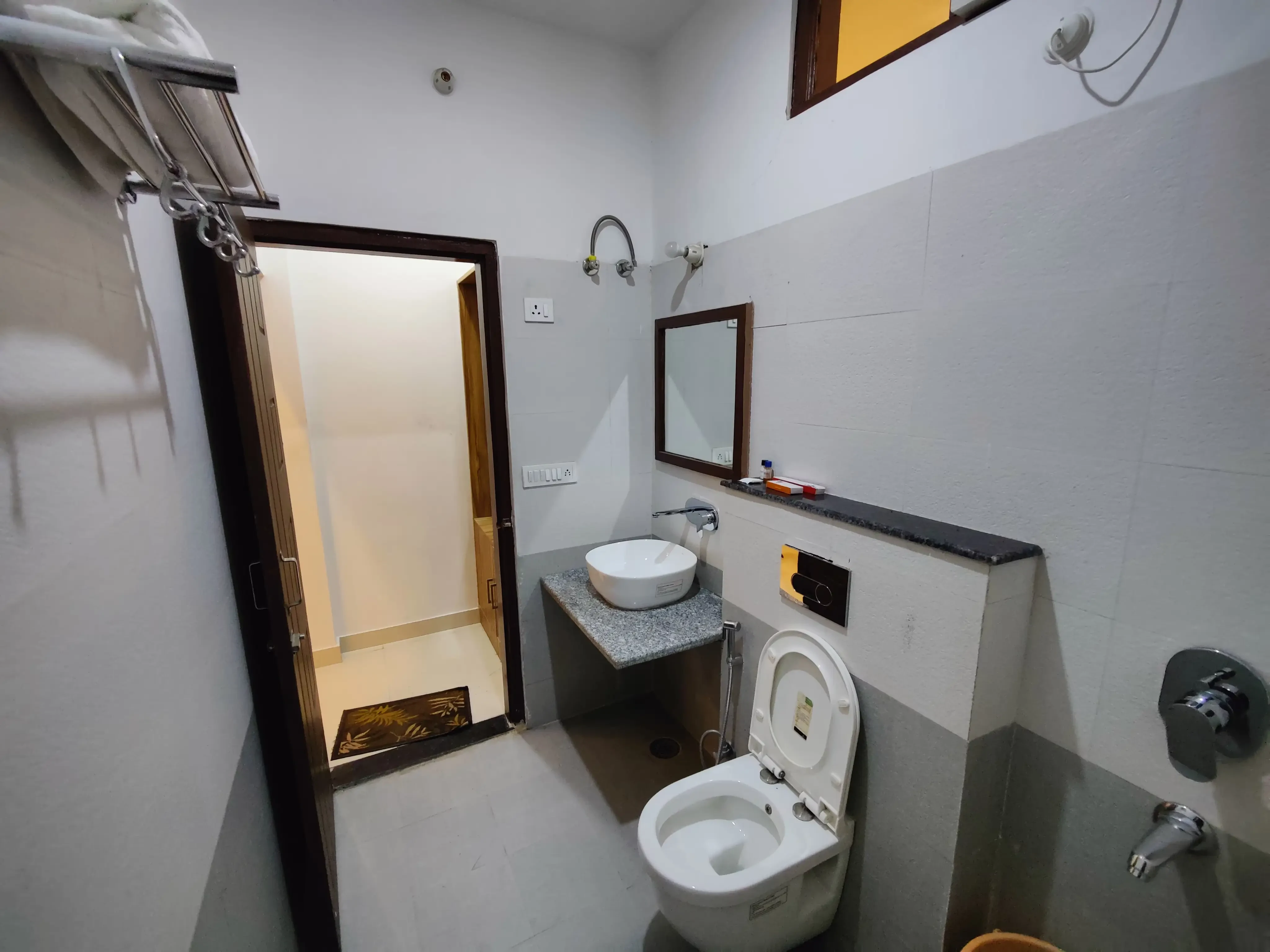 Alaknanda Motel And Restaurant Rudraprayag [Clean And Modern Attached Bathroom]