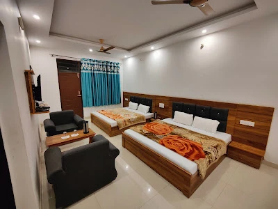 Alaknanda Motel And Restaurant Rudraprayag [Quad Room]