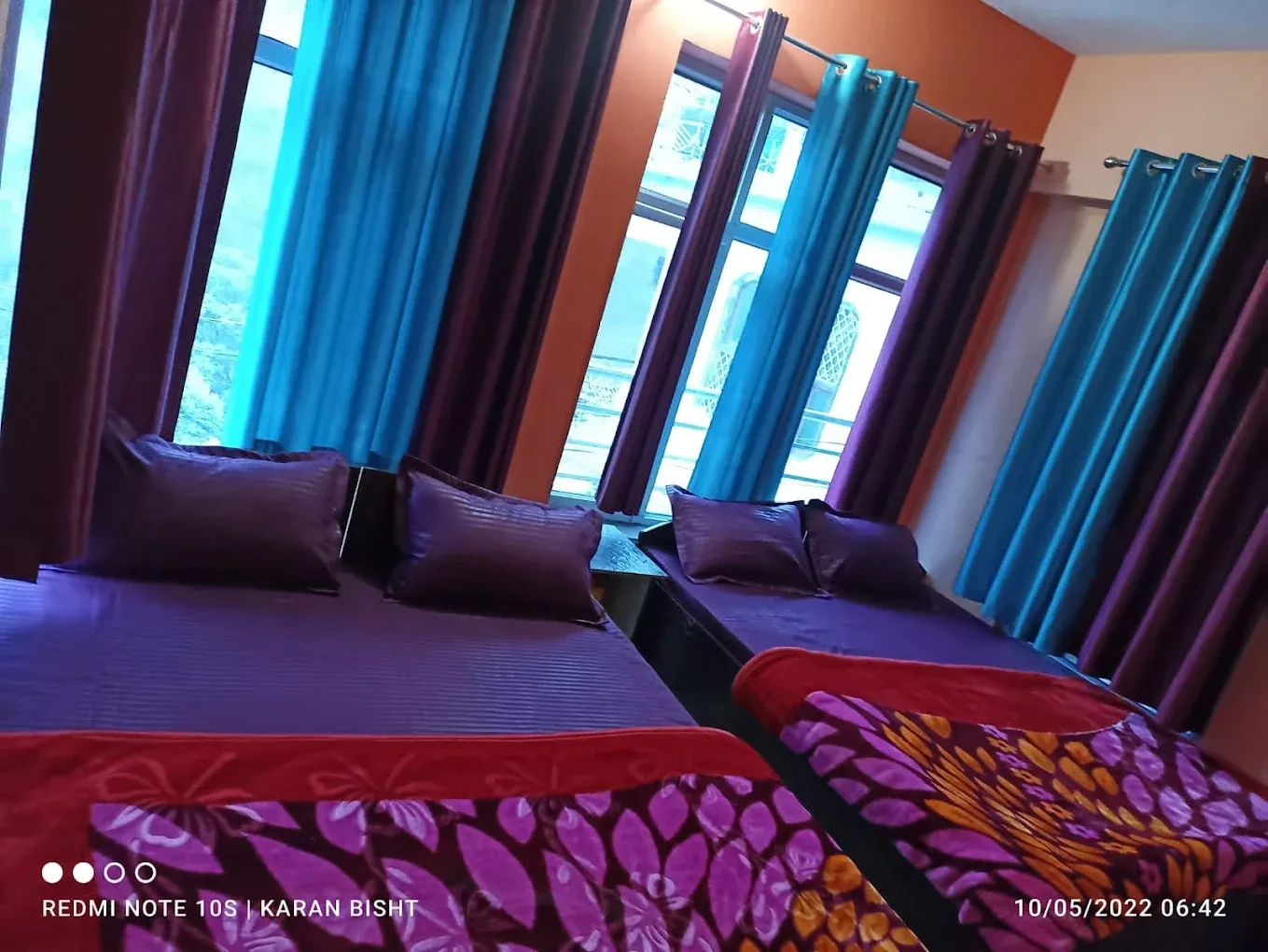 Hotel Aditya Pipalkoti [Sitting Area]