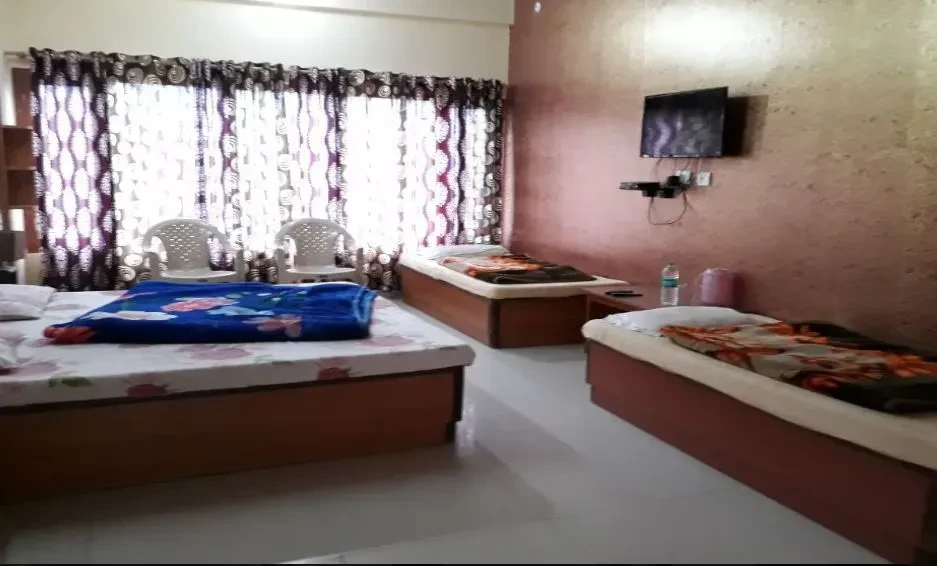 Hotel And Restaurant Dhauli Ganga Pipalkoti [Flat Screen TV]