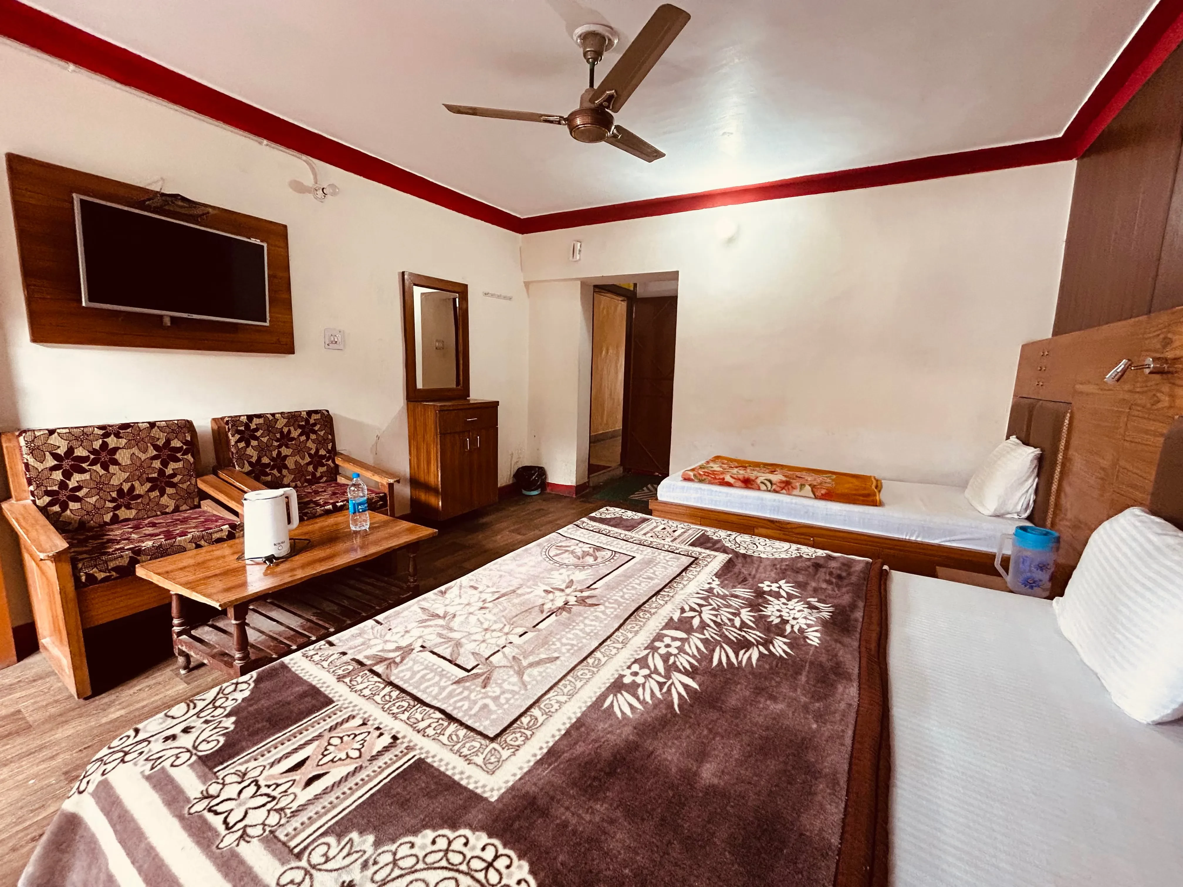 Hotel Brahma Kamal Joshimath [Flat-Screen TV]