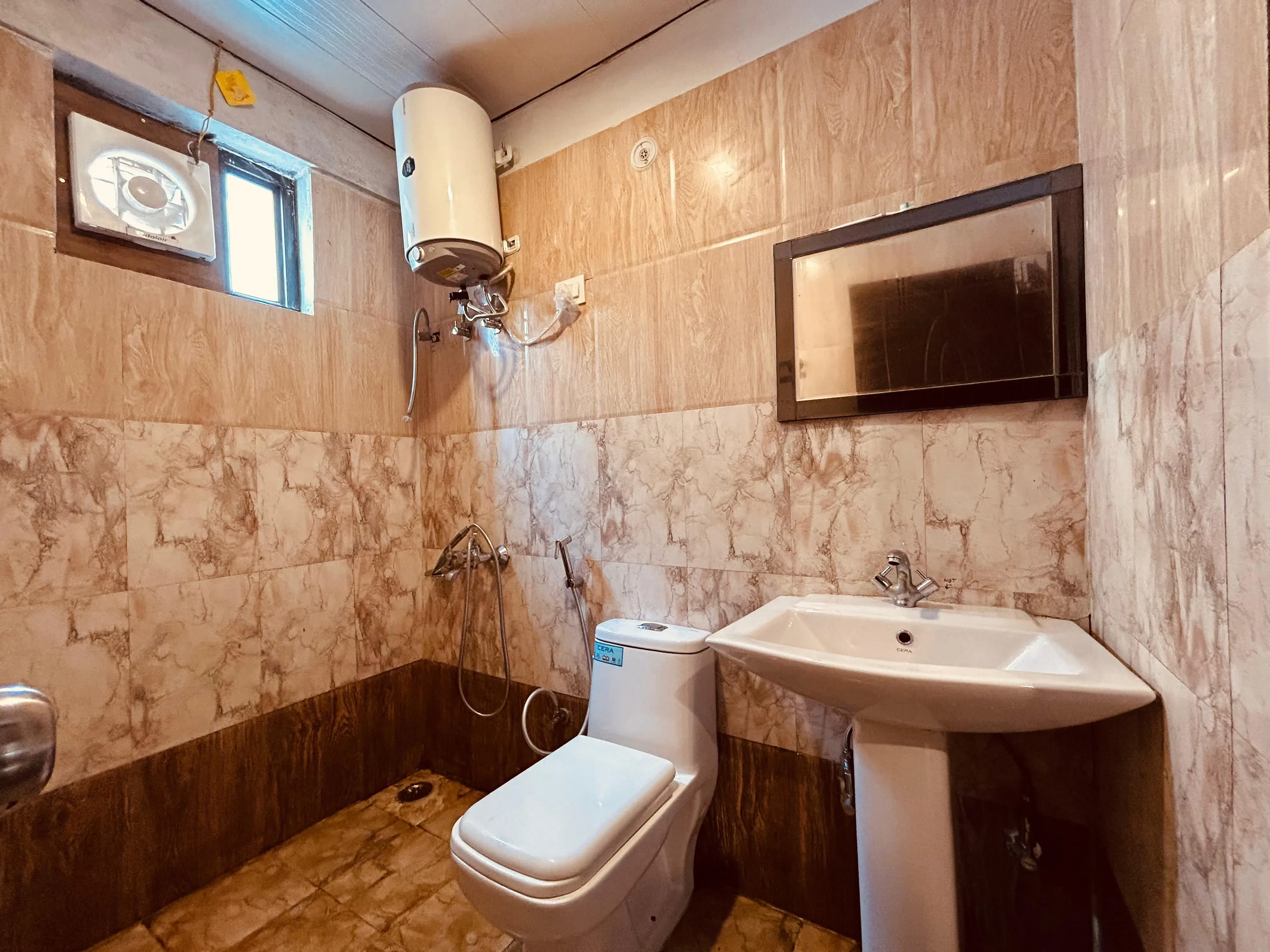 Hotel Mount View Annexy Joshimath [Attached Bathroom]