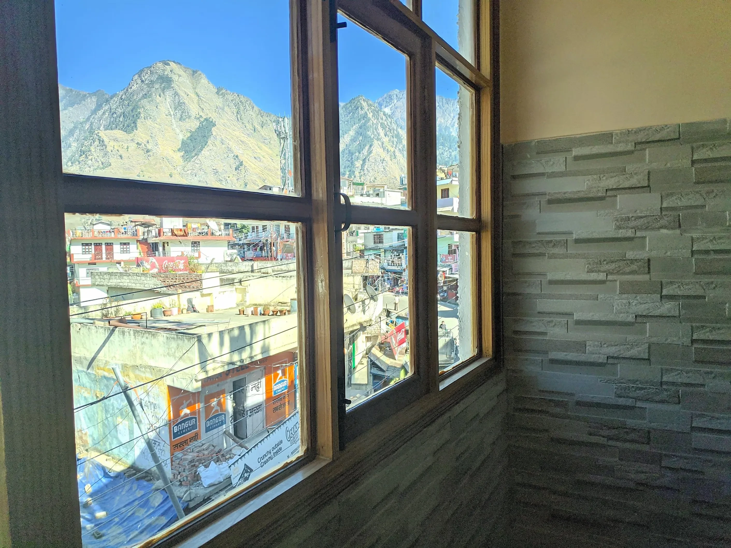 Hotel Mount View Annexy Joshimath [Outdoor View]