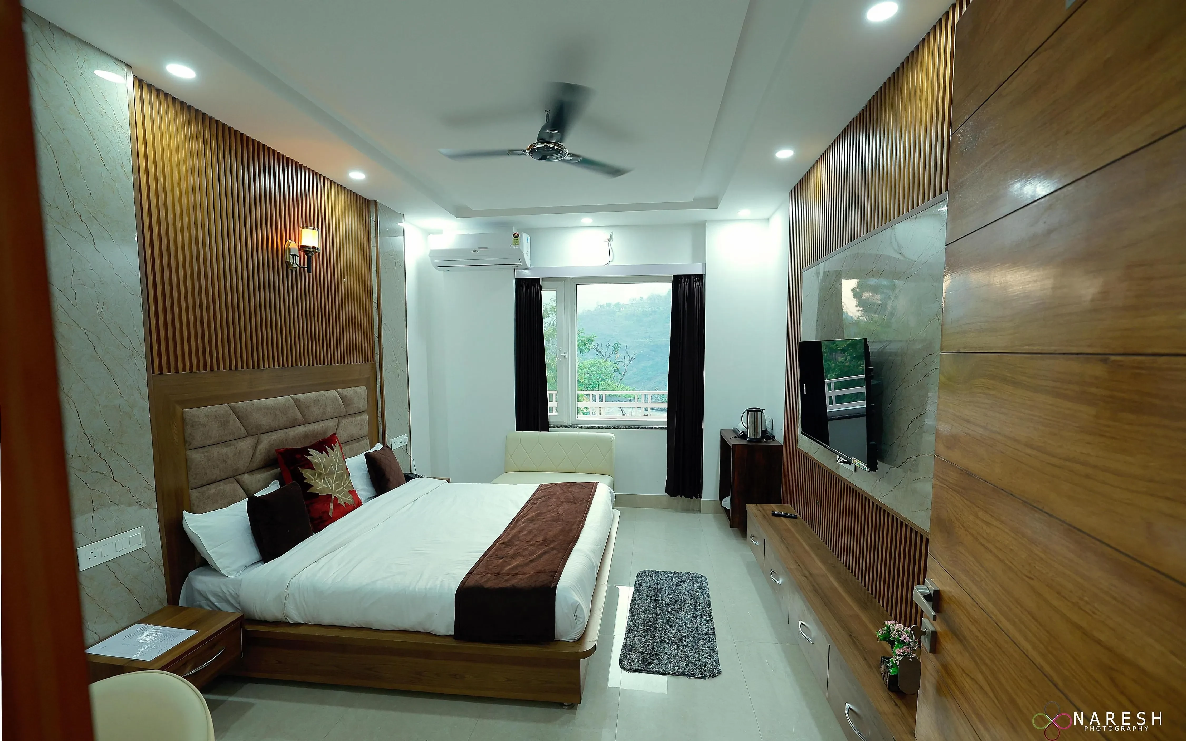 Jayati Palace Hotel Rudraprayag [Flat Screen TV]
